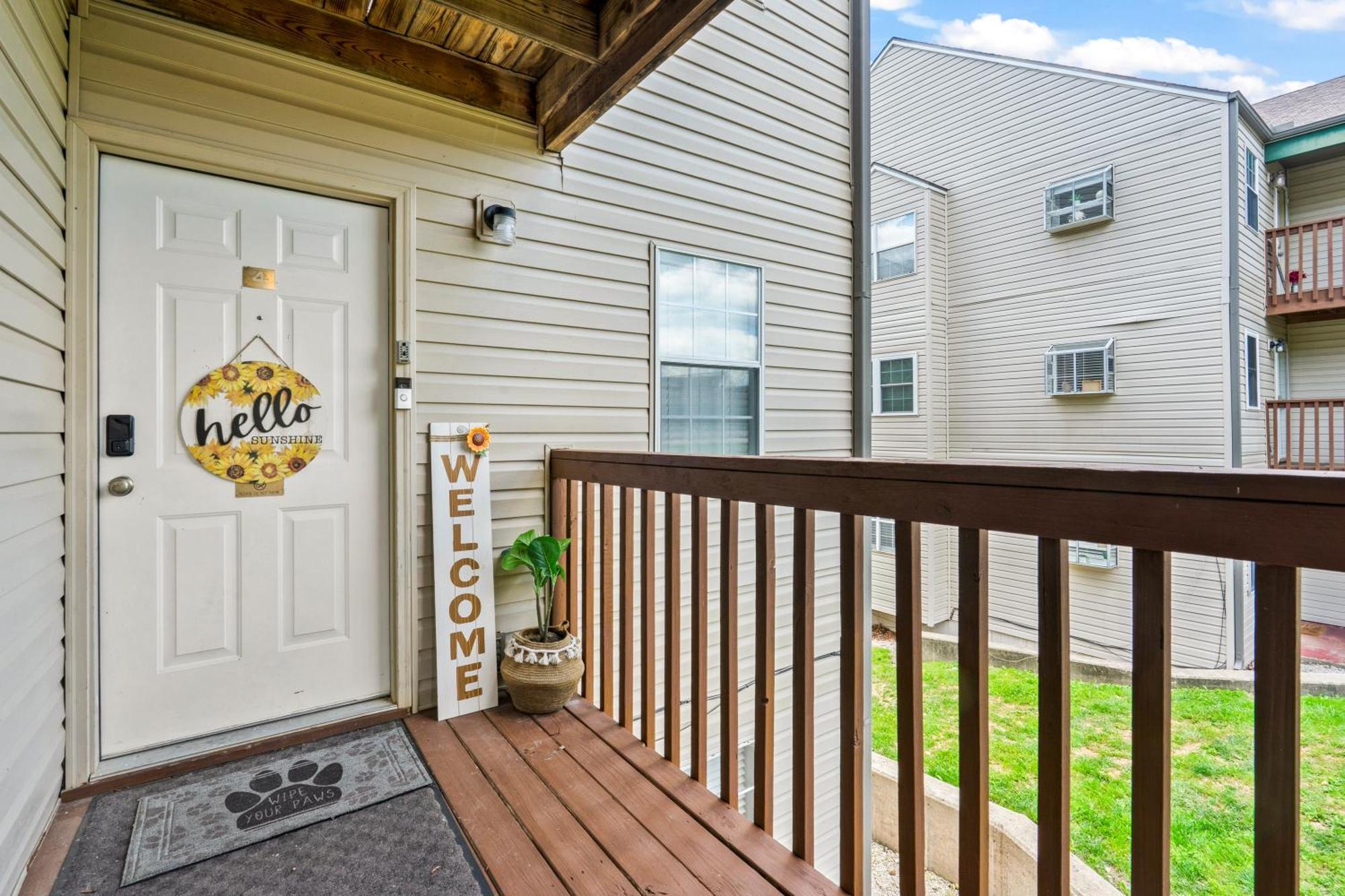 Walk-In, No Stairs Condo, Pets Welcome, 4 Mins To Silver Dollar City, 14 Mins To Ball Park Of America, Amazing Ozark Mountian Views Branson Exterior foto